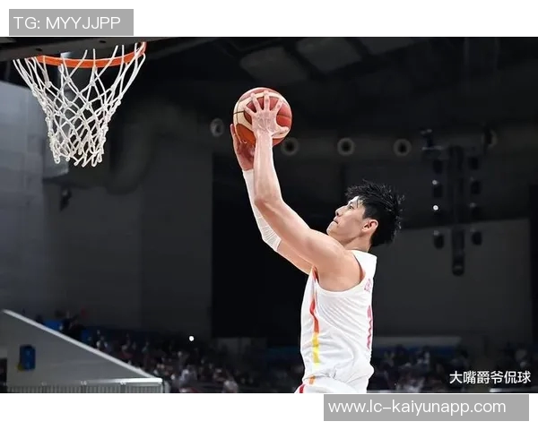 林书豪曾凡博重聚澳门两位首钢7号的精彩时刻回忆